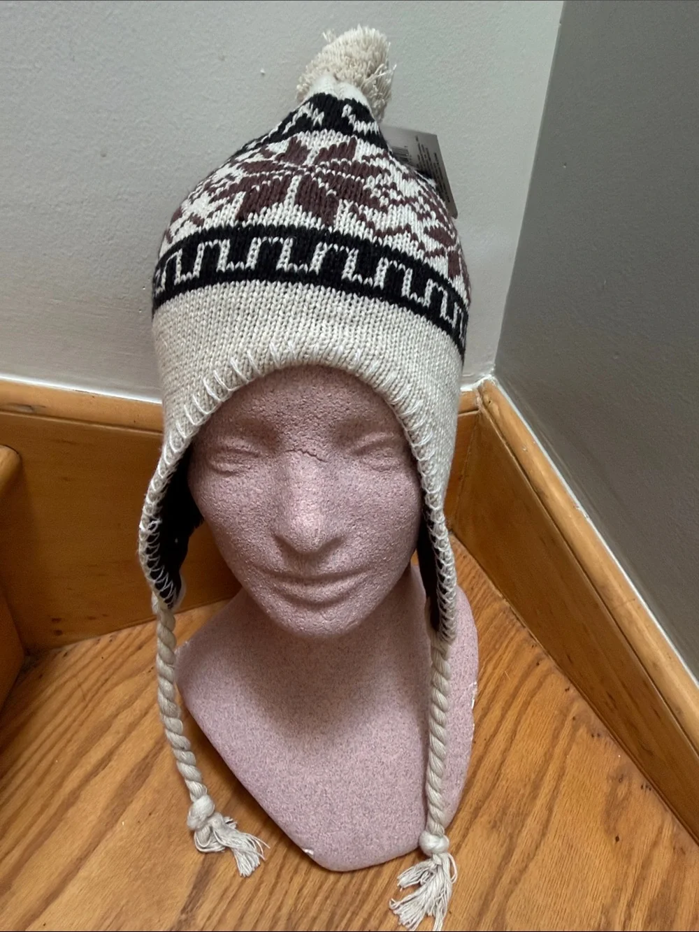 NWT Peruvian Winter Knit Earflap Hat / Chullo Beanie OS